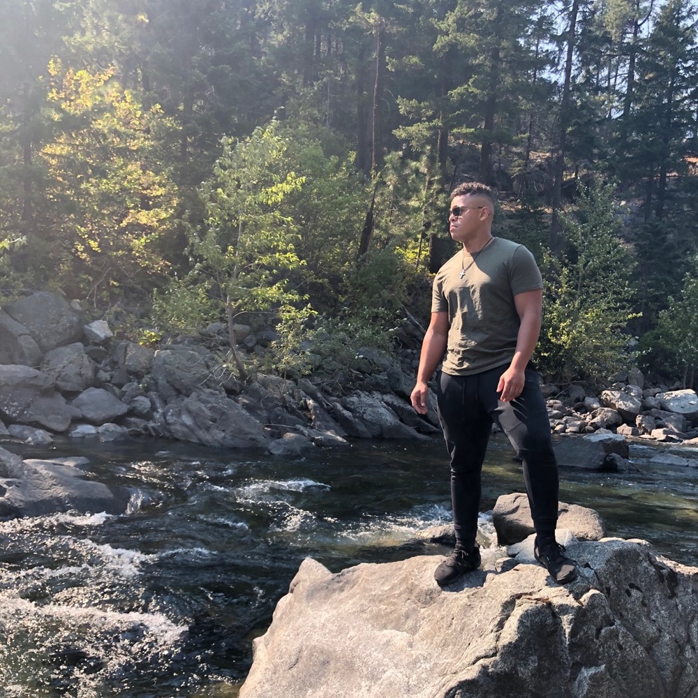 Meet your Posher, Ty